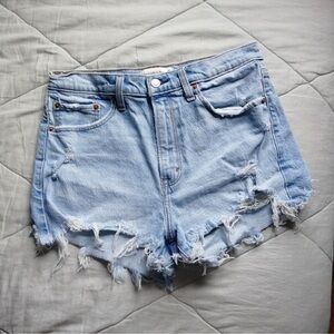 ABERCROMBIE & FITCH Blue Denim High Rise Mom Short W30 Size 10 Distress Cotton